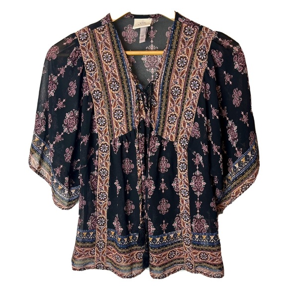 Knox Rose Top Womens Lace Up V Neck Boho Peasant Short Wide Sleeve Mix Print XS - Picture 1 of 6
